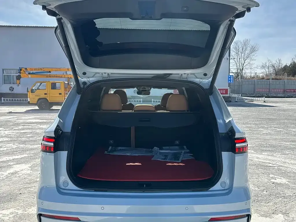 Geely Xingyue L EREV 2023 из CN, фото 6