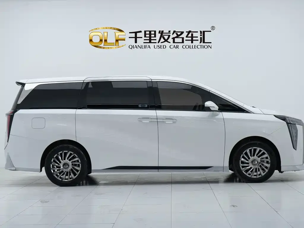 GAC Motor Trumpchi M8 — фото 5