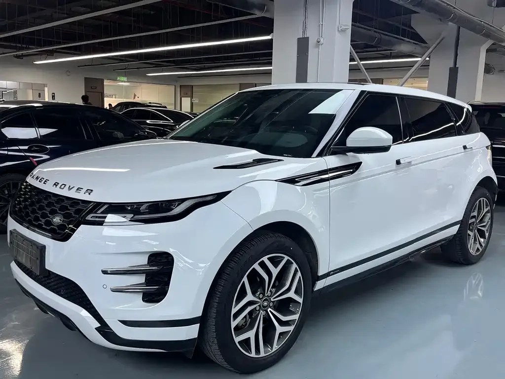 Land Rover Evoque — фото 1