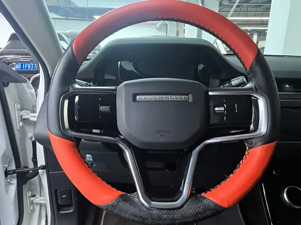 Land Rover Evoque — фото 6