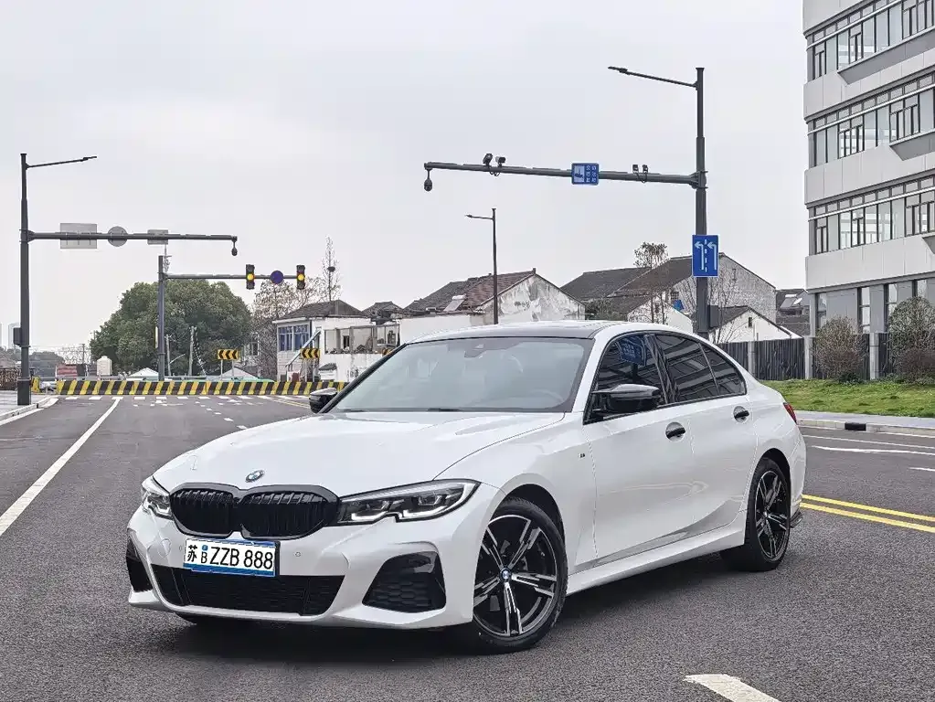 BMW 3 Series — фото 1