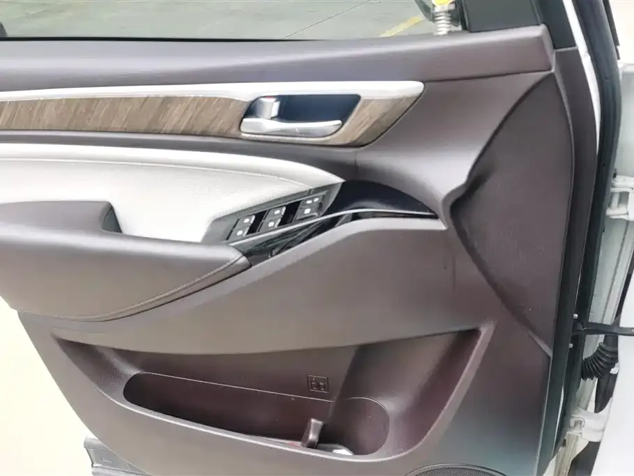 GAC Motor Trumpchi M8 — фото 2
