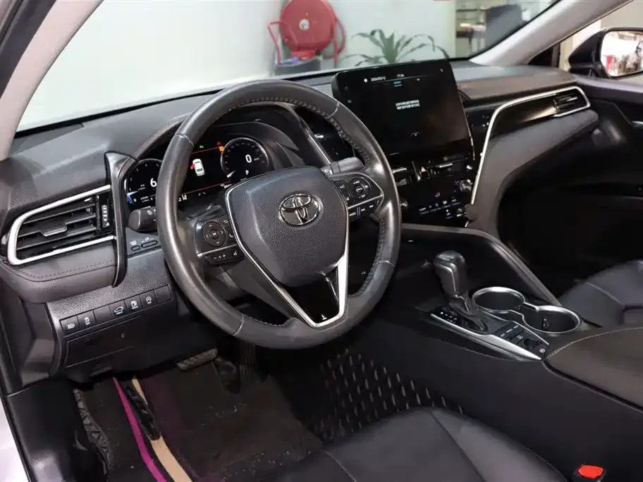Toyota Camry 2022 из CN, фото 5