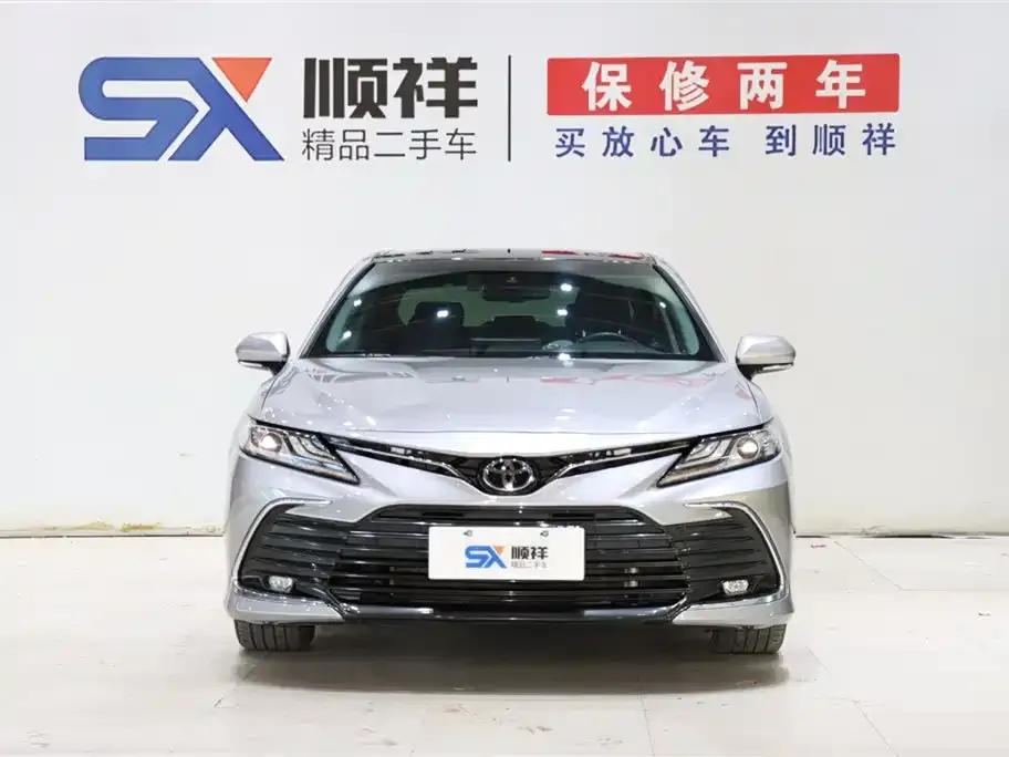 Toyota Camry 2022 из CN, фото 2