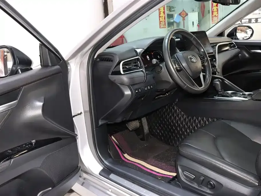 Toyota Camry 2022 из CN, фото 10