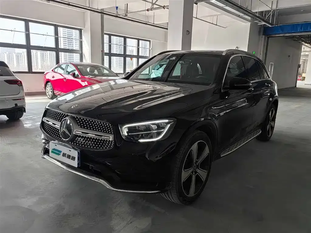 Mercedes-Benz GLC — фото 1