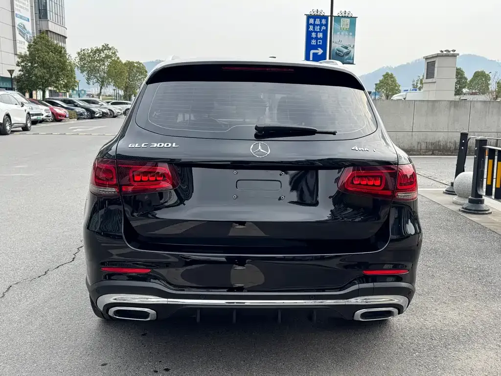 Mercedes-Benz GLC 2023 из CN, фото 2