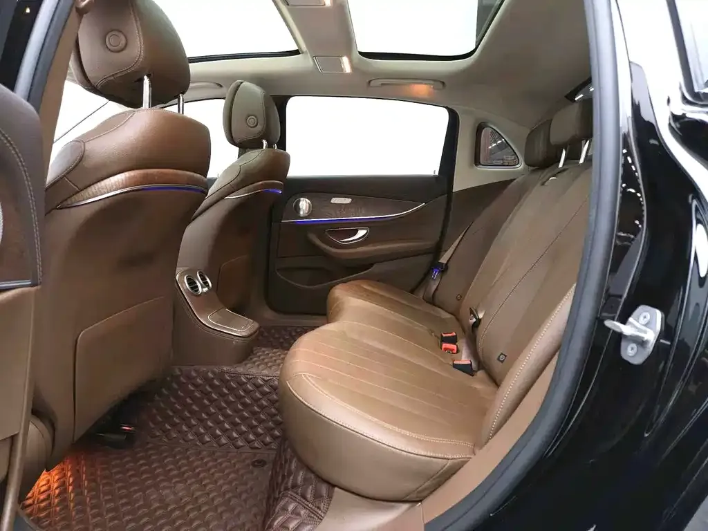 Mercedes-Benz E-Class 2021 из CN, фото 5