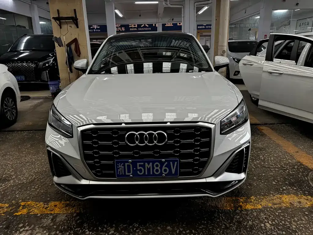 Audi Q2L 2023 из CN, фото 9