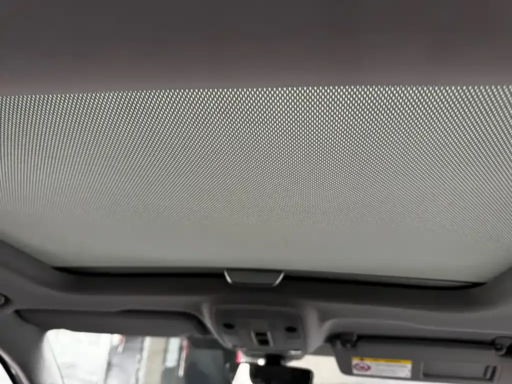 Audi Q2L 2023 из CN, фото 4