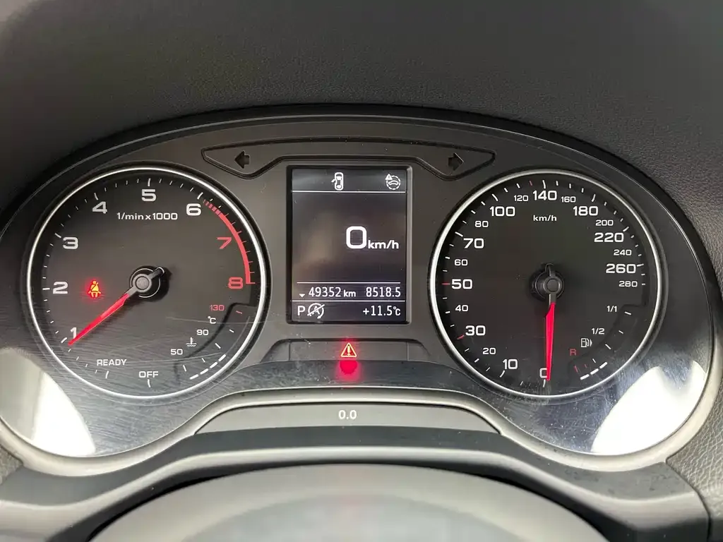 Audi Q2L 2022 из CN, фото 2