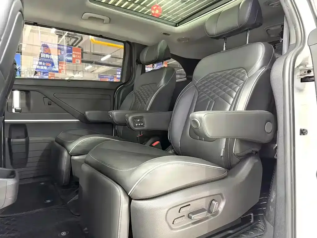 Hyundai Custo — фото 2