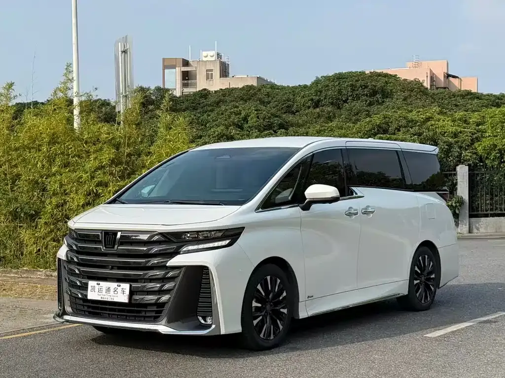 Toyota Vellfire 2023 из CN, фото 8
