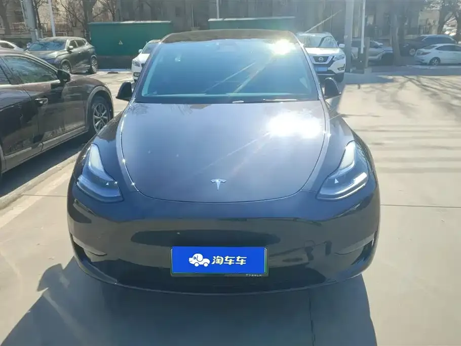 Tesla Model Y — фото 4