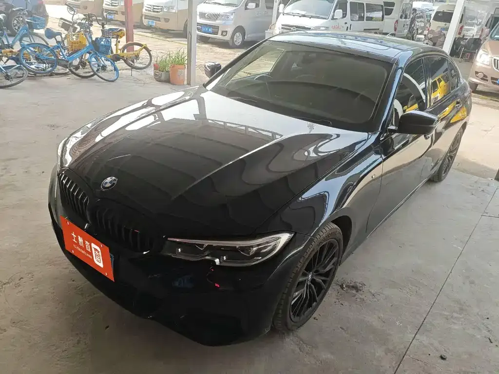 BMW 3 Series — фото 1