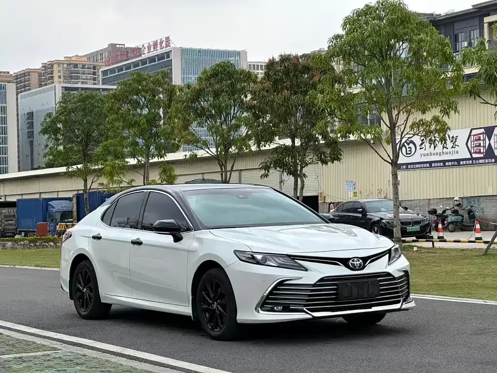 Toyota Camry 2022 из CN, фото 3
