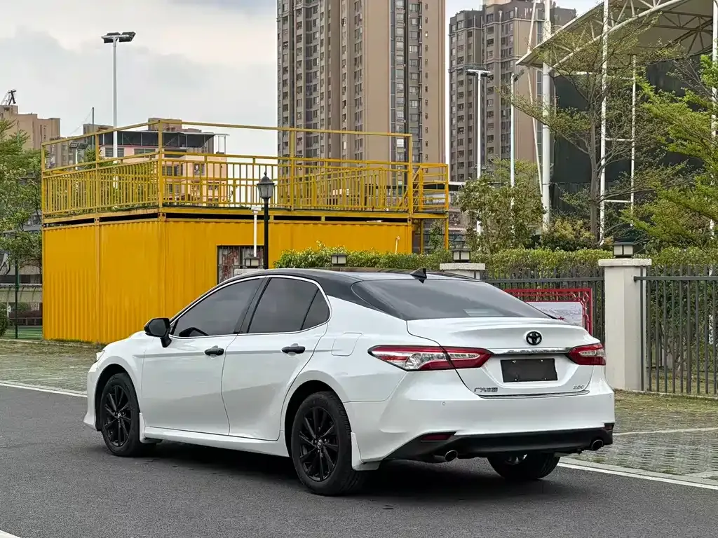 Toyota Camry 2022 из CN, фото 4