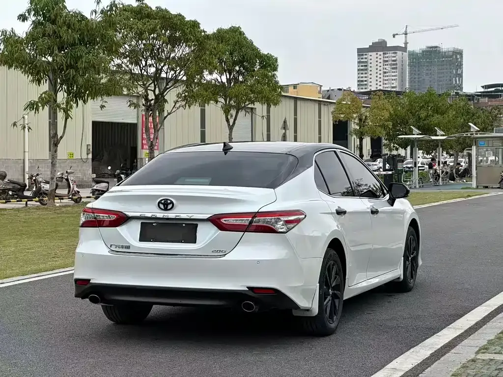 Toyota Camry 2022 из CN, фото 6