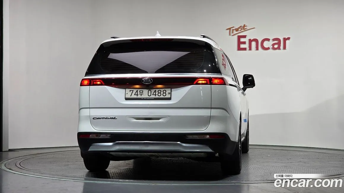 Kia Carnival 2021 из KR, фото 2