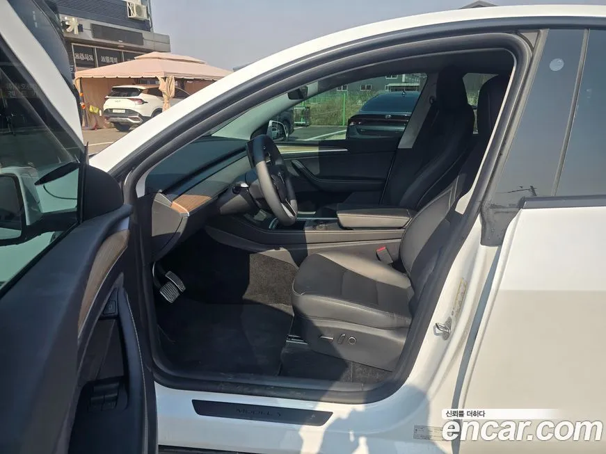 Tesla Model Y 2024 из KR, фото 5