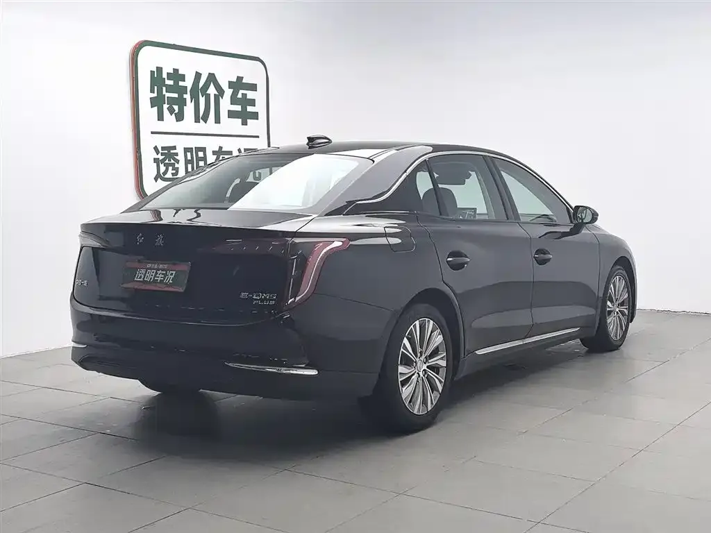 Hongqi E-QM5 — фото 10