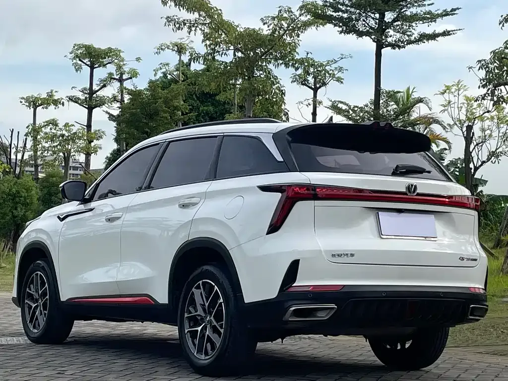 Changan CS75PLUS — фото 6