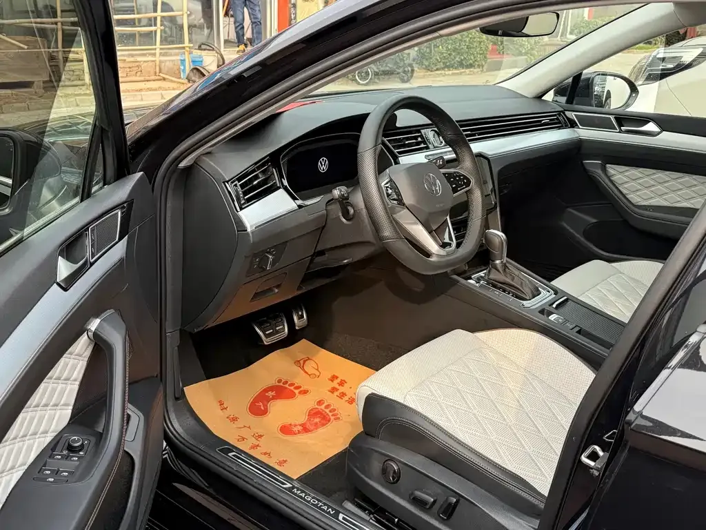 Volkswagen Magotan 2024 из CN, фото 9