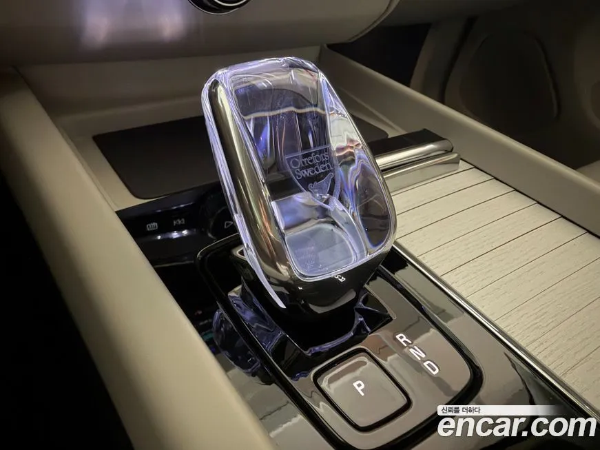 Volvo XC60 2026 из KR, фото 9