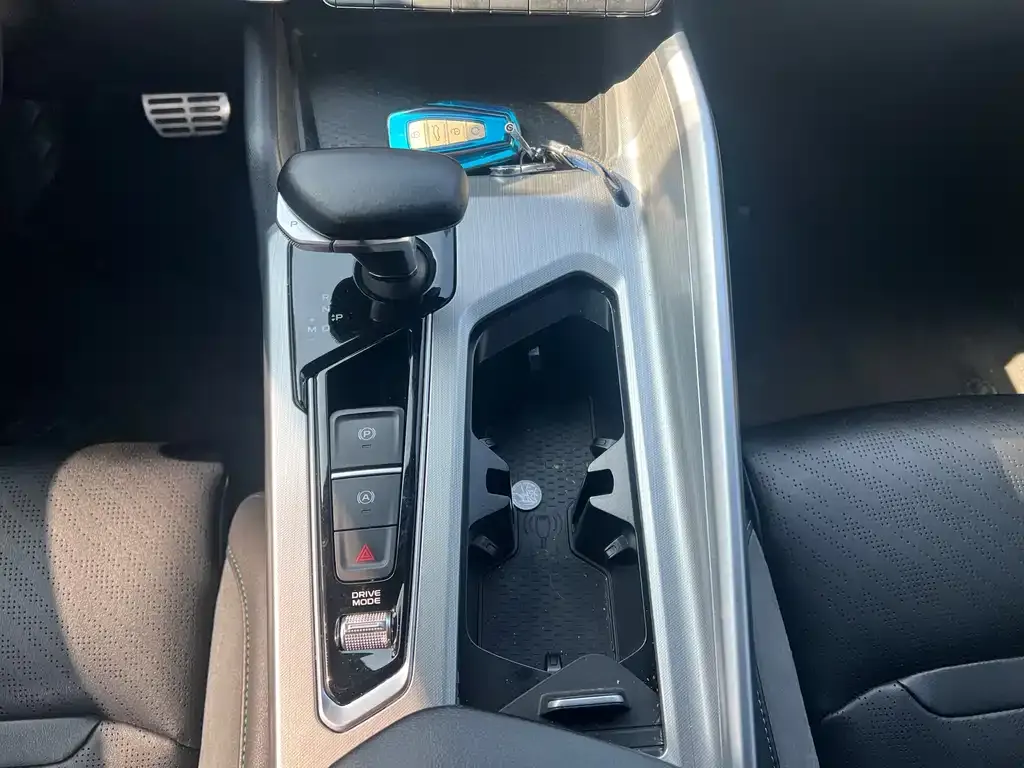 Geely Xingrui 2023 из CN, фото 2