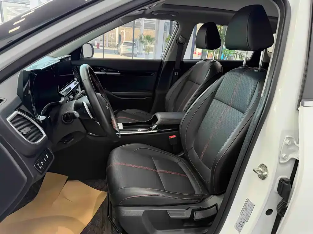Kia KX3 2023 из CN, фото 9