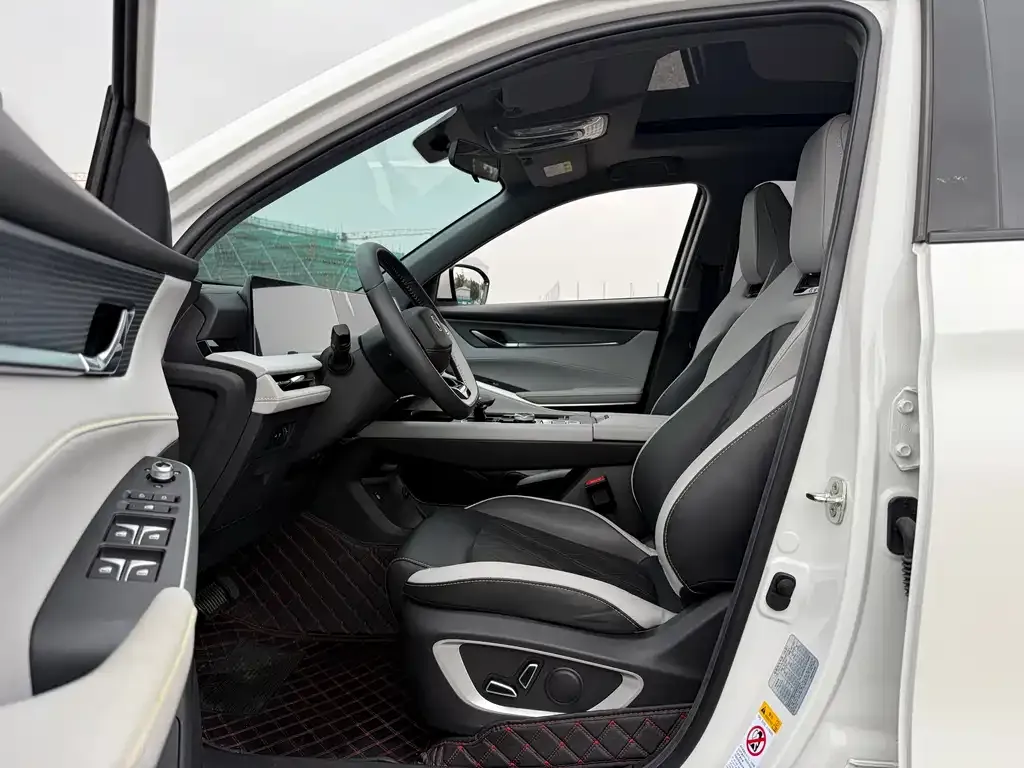 Changan CS75PLUS — фото 10