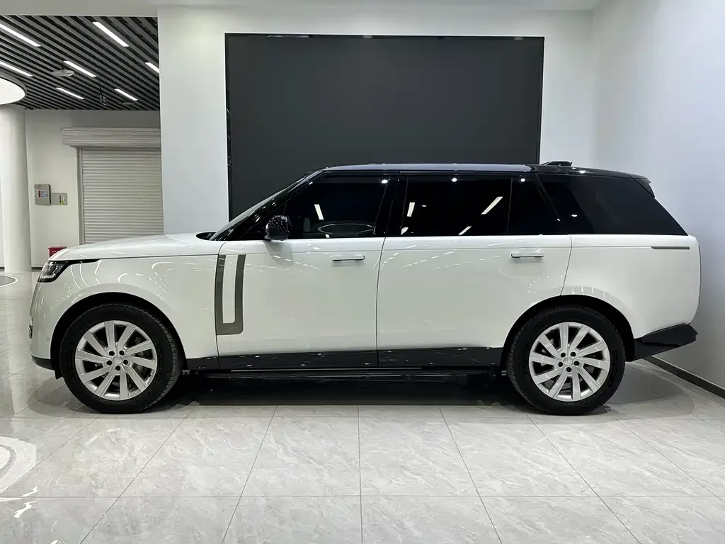 Land Rover Range Rover 2024 из CN, фото 3