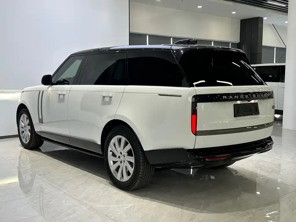 Land Rover Range Rover 2024 из CN, фото 2