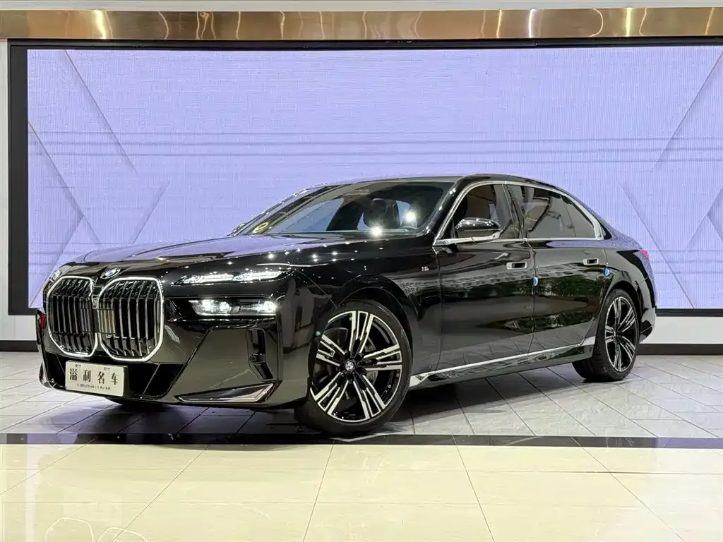 BMW 7 Series 2024 из CN, фото 4