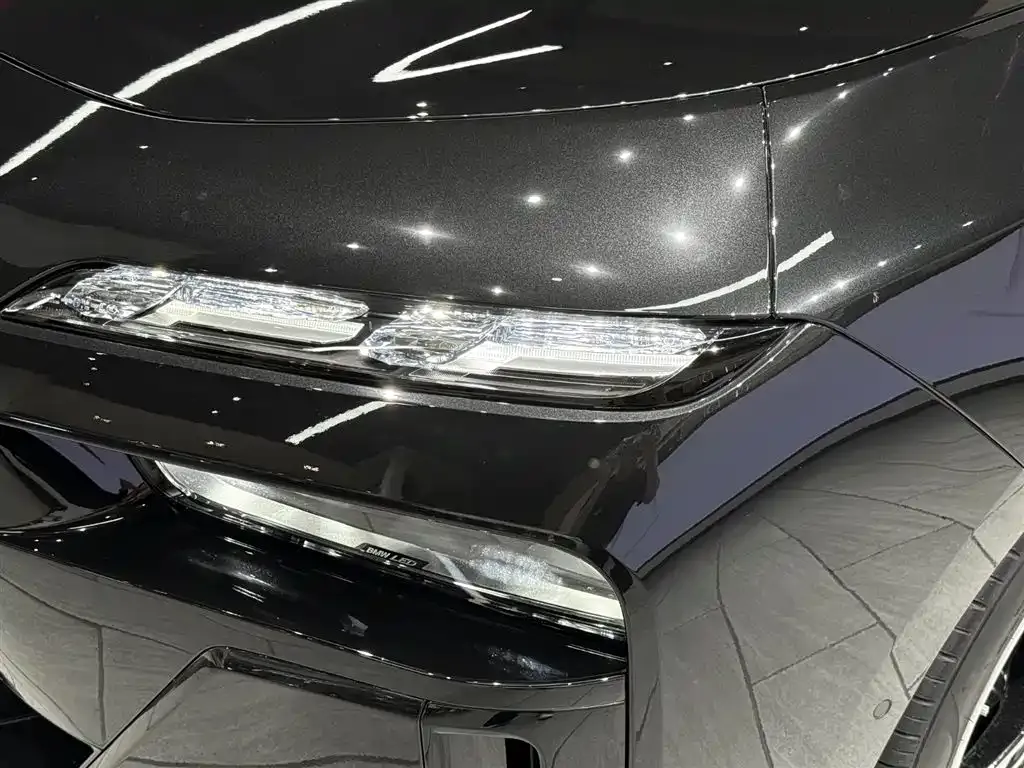 BMW 7 Series 2024 из CN, фото 10