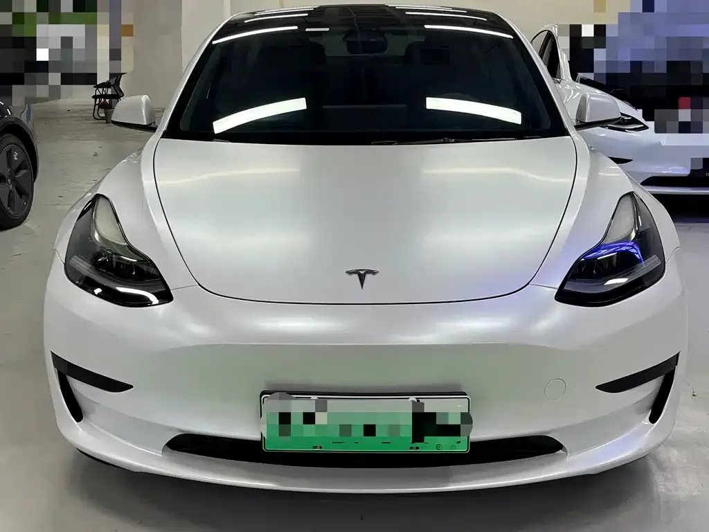 Tesla Model 3 — фото 7