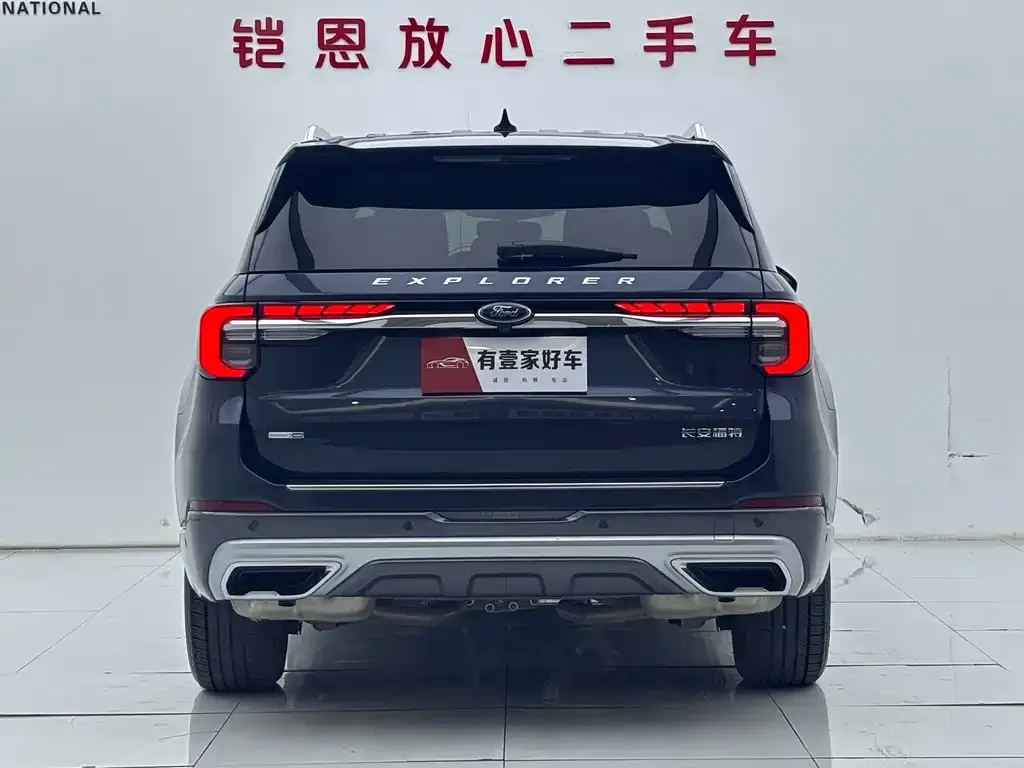 Ford Explorer 2022 из CN, фото 2