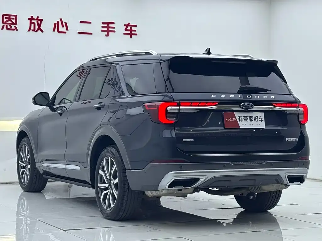 Ford Explorer 2022 из CN, фото 6