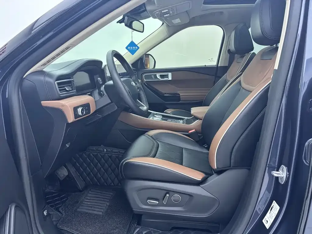 Ford Explorer 2022 из CN, фото 10