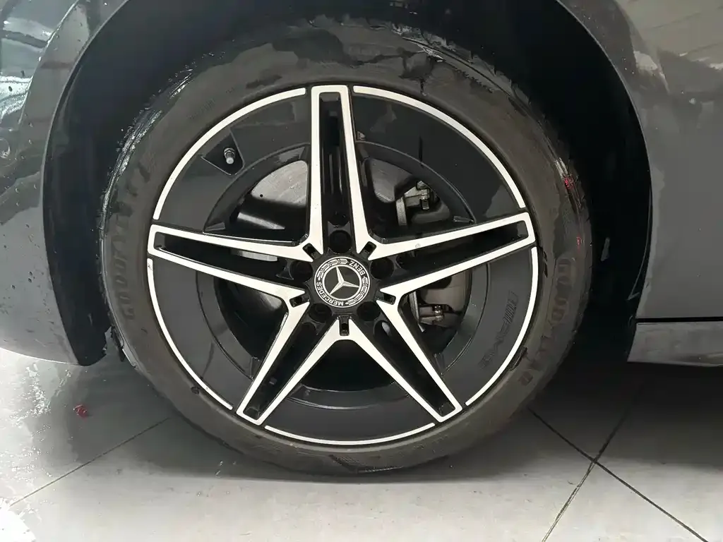Mercedes-Benz C-Class 2023 из CN, фото 6