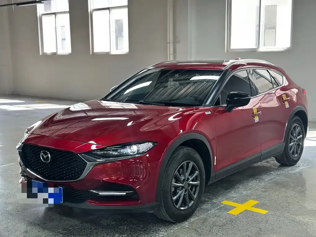 Mazda CX-4 2023 из CN, фото 1