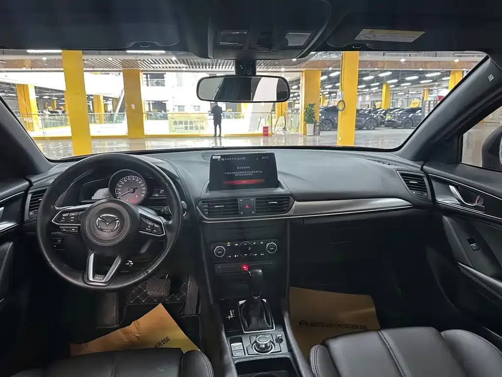 Mazda CX-4 2023 из CN, фото 10