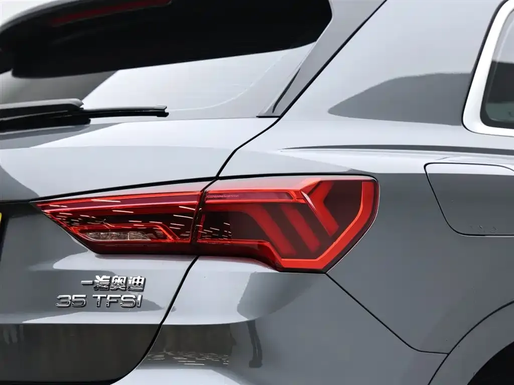 Audi Q3 2021 из CN, фото 5