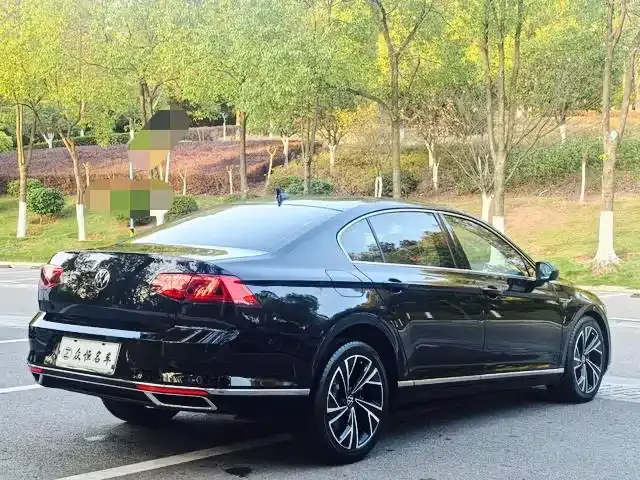 Volkswagen Magotan 2023 из CN, фото 10