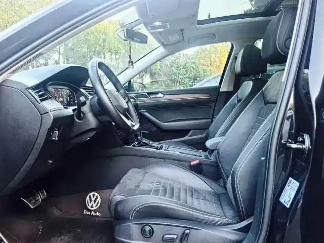 Volkswagen Magotan 2023 из CN, фото 2