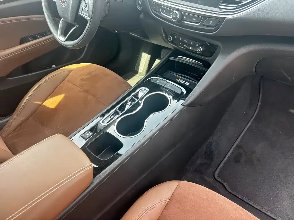 Buick Regal — фото 4