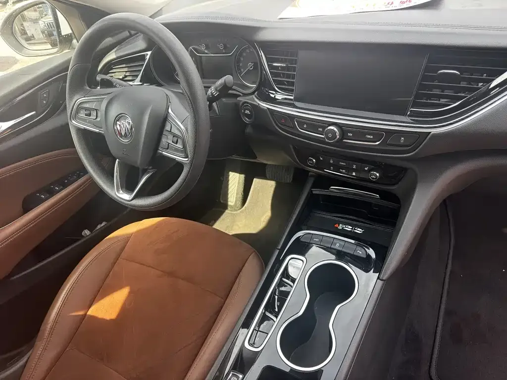 Buick Regal — фото 7