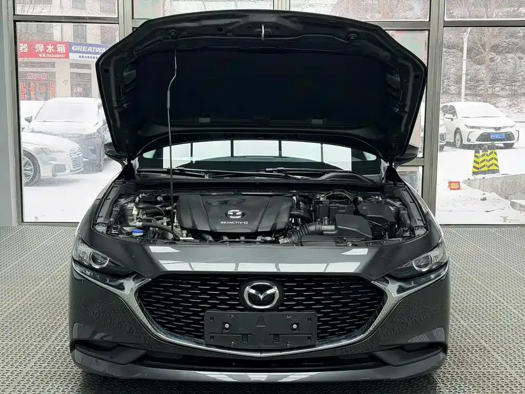 Mazda 3 Axela — фото 3