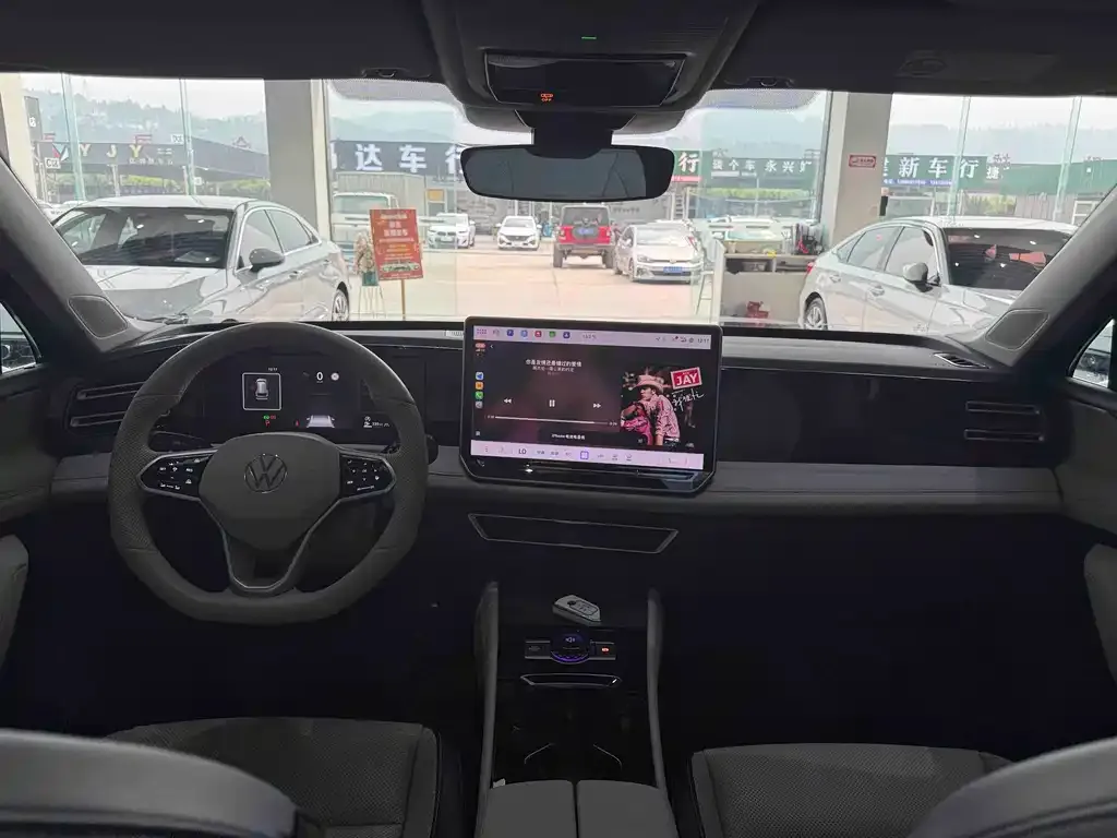 Volkswagen Tiguan L 2025 из CN, фото 2