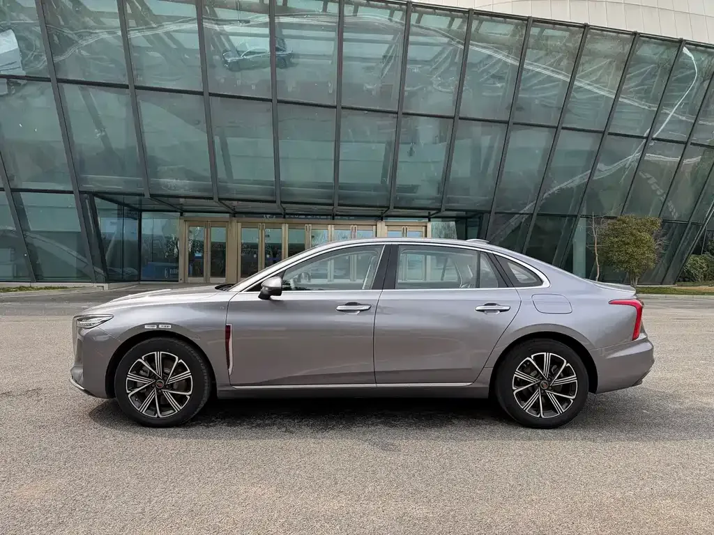 Hongqi H5 PHEV 2025 из CN, фото 8